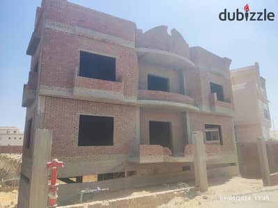 للبيع فيلا بسعر مميز مساحتها 530متر