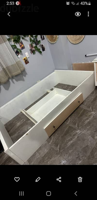 سرير ١٢٠ + مولة + كومودينو + مرتبة طبيه