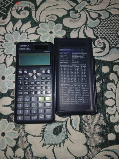 الة حاسبة كاسيو اصليه fx-991ES PLUS-2
