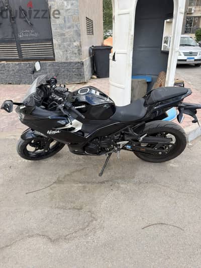 للبيع كوازاكي نينجا ٤٠٠ ABS kawasaki ninja
