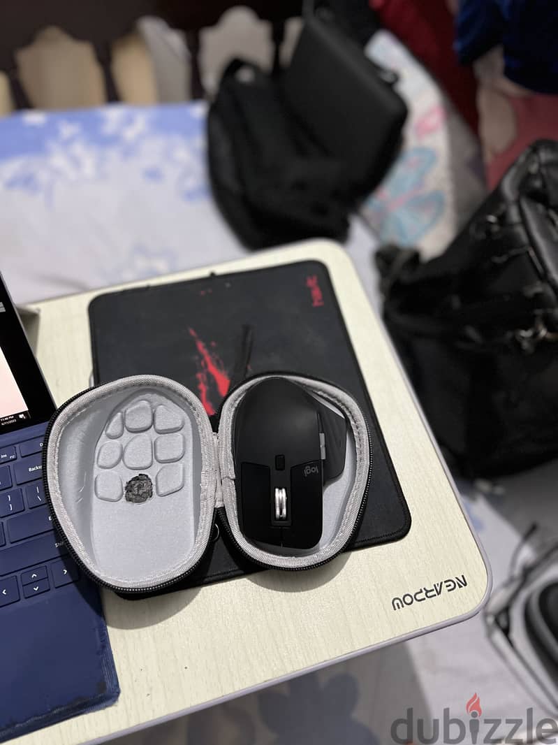 Logitech MX master 3s, Bluetooth + Hard Case 3