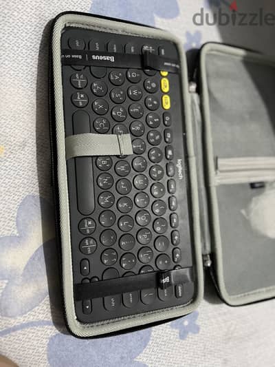 Logitech K380 Multi-Device Keyboard + Hard Case Arabic