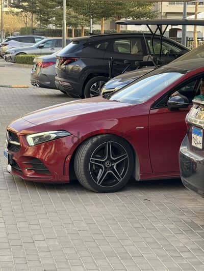 Mercedes A200 AMG