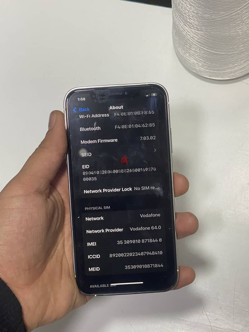 Apple - iPhone XR 2