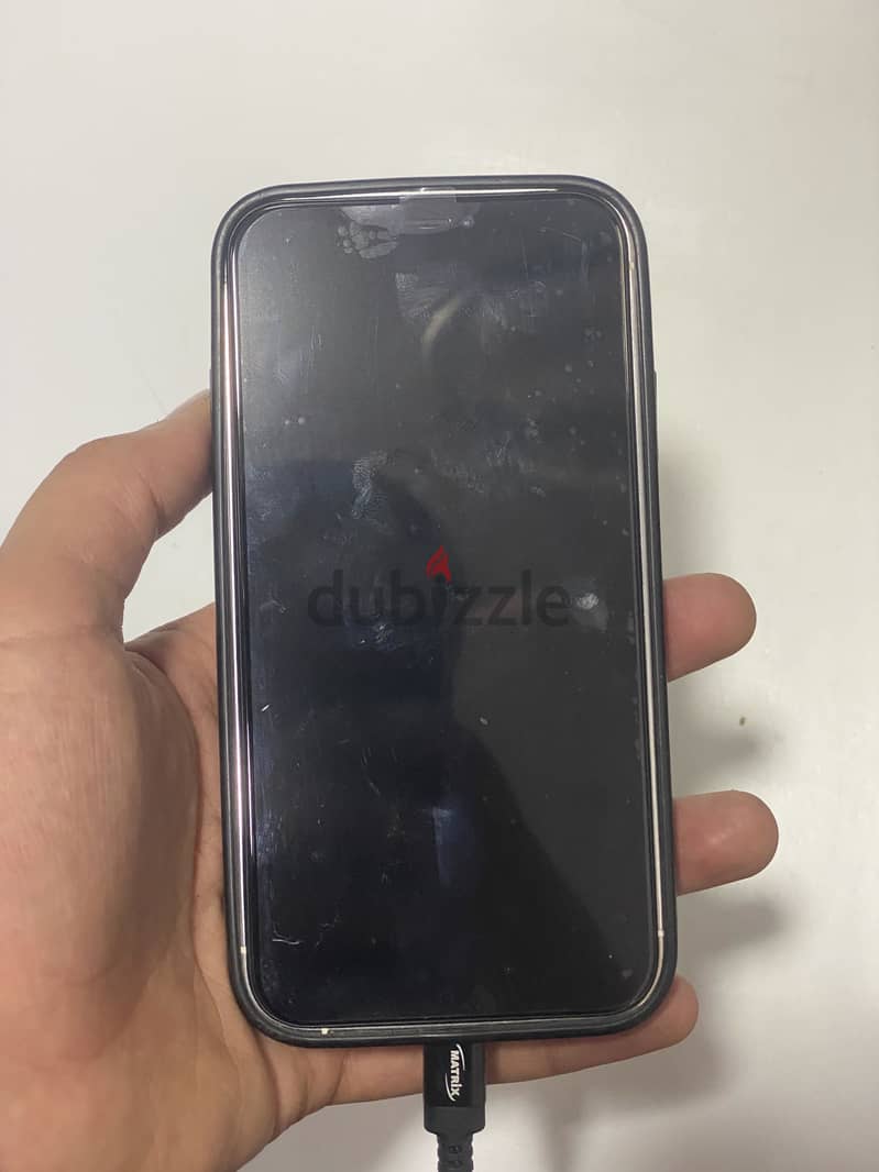 Apple - iPhone XR 3