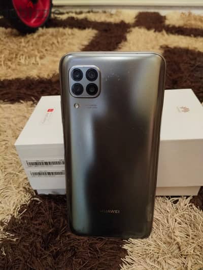 هواوي nova7i مساحه ١٢٨  رامات ٨