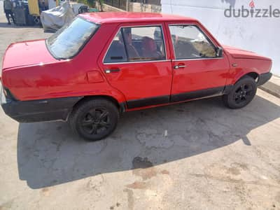 فيات ريجيتا 1990