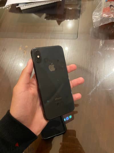 ايفون xs حاله ممتازة