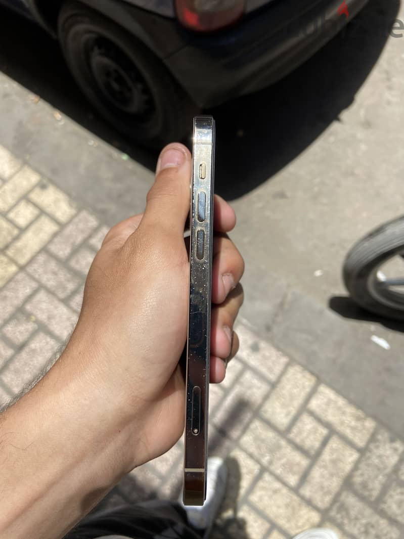 Apple - iPhone 12 Pro 2