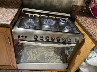 بوتاجاز ٥ عيون