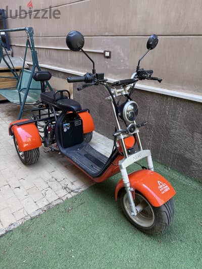 سكوتر ثلاثى ٣٠٠٠ Cc AERO