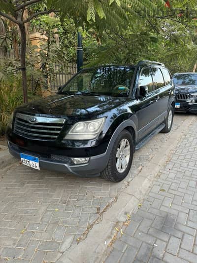 Kia Mohave 2011: one of a kind 7 seaters