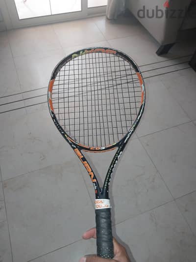 مضرب Wilson burn original مقاس ٢٦ وزن ٢٥٠ في حالة جيدة