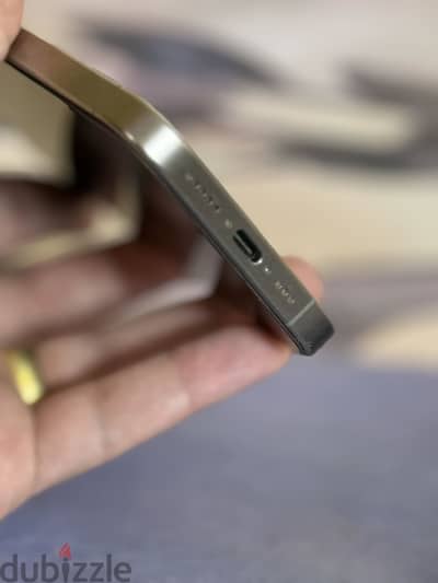 Apple - iPhone 15 Pro - 256 GB - حاله ممتازه