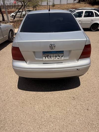 فولكسفاغن بورا 2000