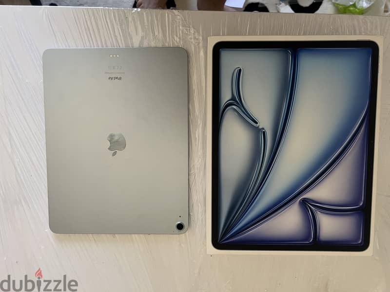 ipad Air 13 inch bundle 1