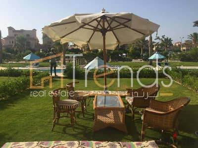شالية 150 متر فى لافيستا باي الساحل الشمالى يطل على حمام السباحه و مفروش بالكامل وبأفضل سعر !! استلام فوري