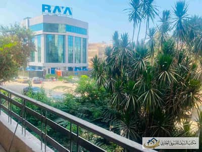 شقة للبيع بجوار ميدان فلسطين وشركة جابكو المعادي الجديده