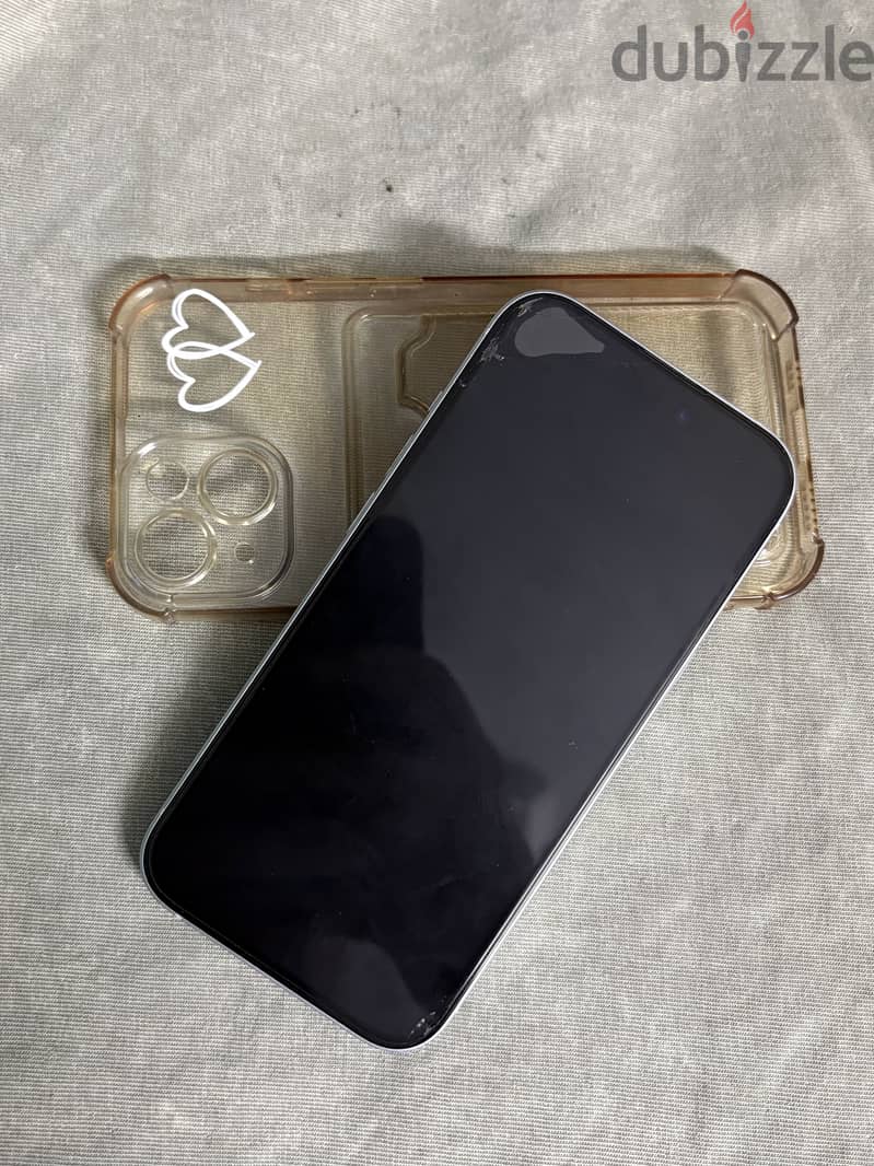iPhone 15 3