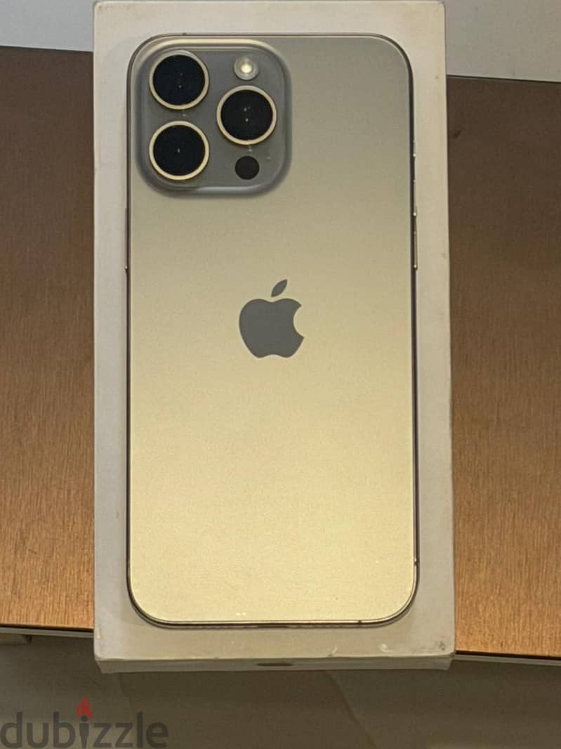 Apple - iPhone 15 Pro Max like new 2