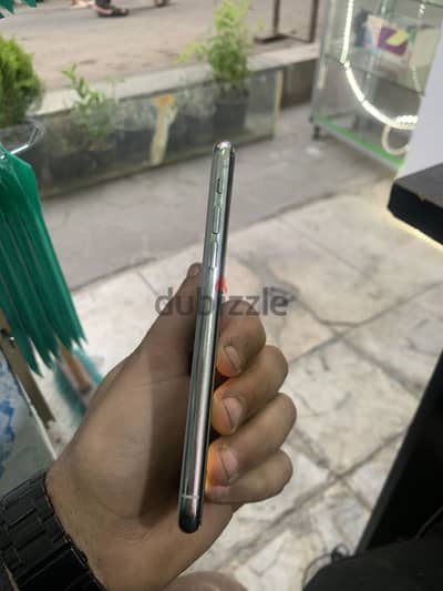 Apple - iPhone X