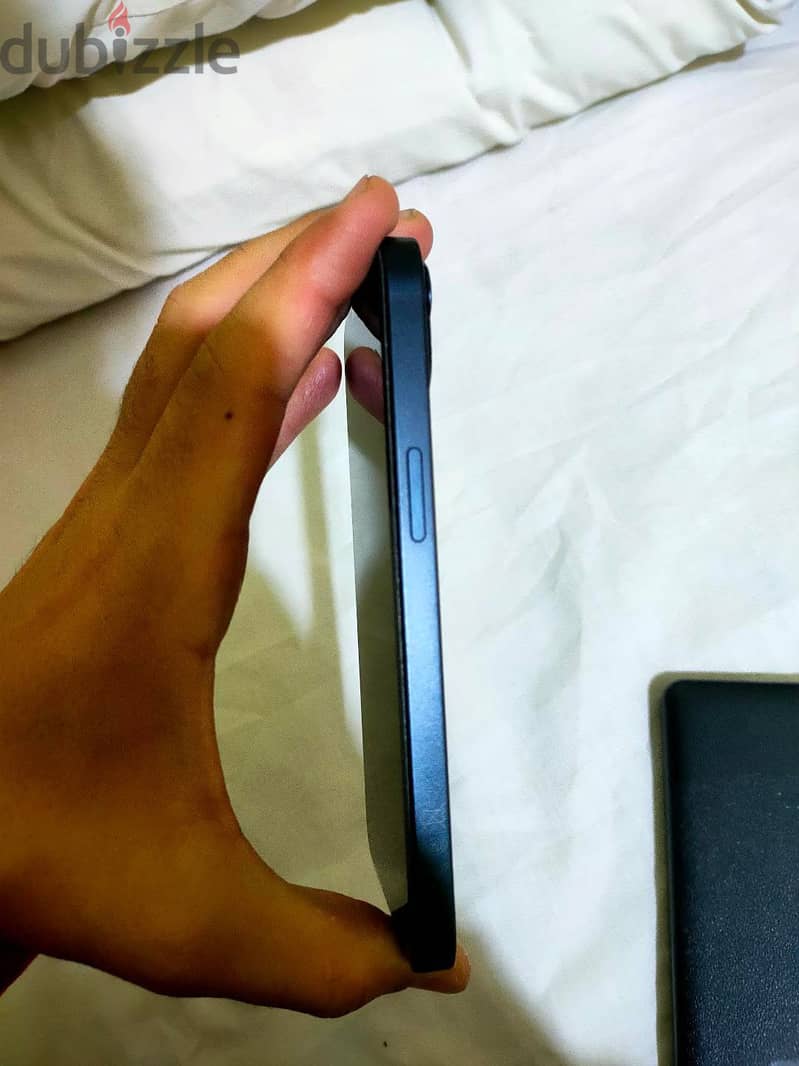 IPHONE 13 4