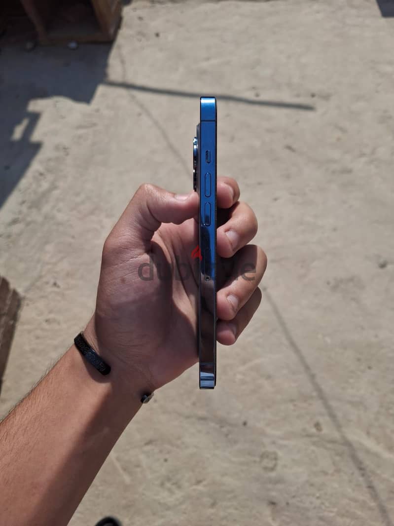 Apple - iPhone 13 Pro 1