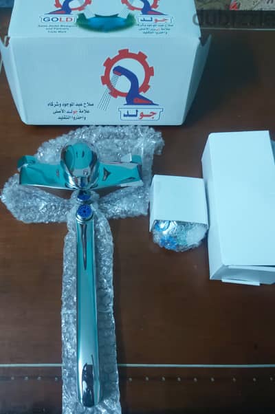 خلاط مياه حائط  ماركة جولد الاصلى جديد بالكرتونة بتاعته