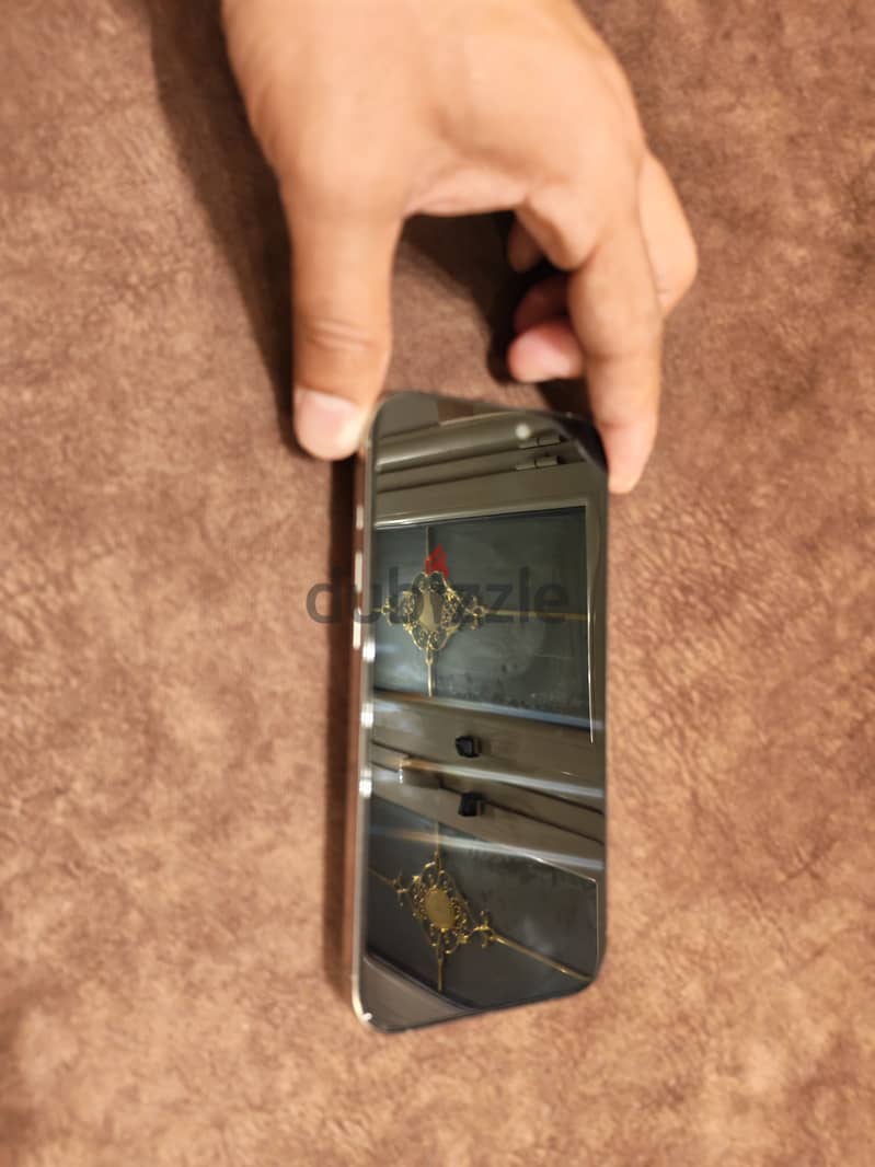 Apple - iPhone 16 Pro Max 9