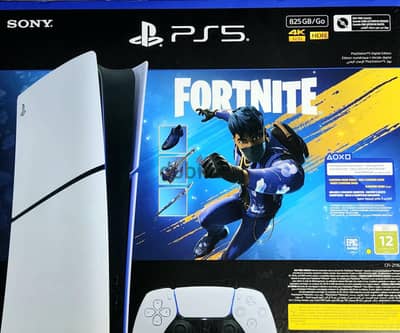 ps5 slim  digital new  كرتونه مبرشمه  من الامارات