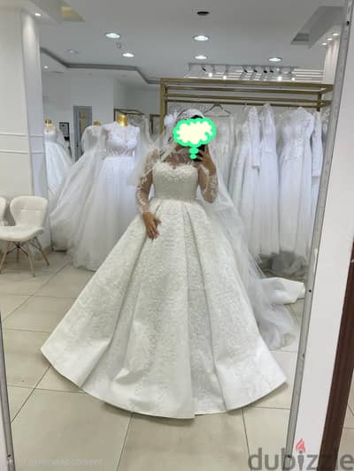 Wedding dress