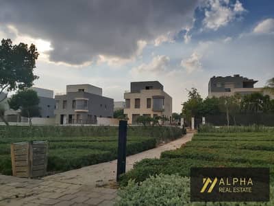 Luxury Small Villa for Sale in Sodic Villette – 660 sqm Land | Basement | Core & Shell