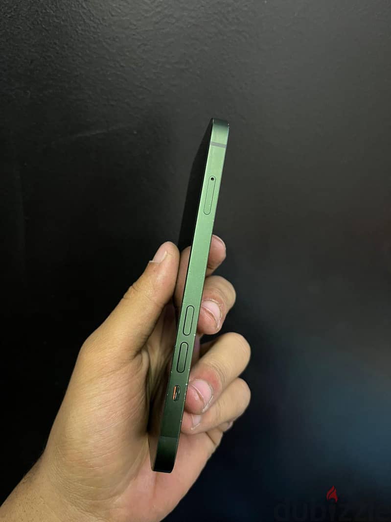 Apple - iPhone 13 4