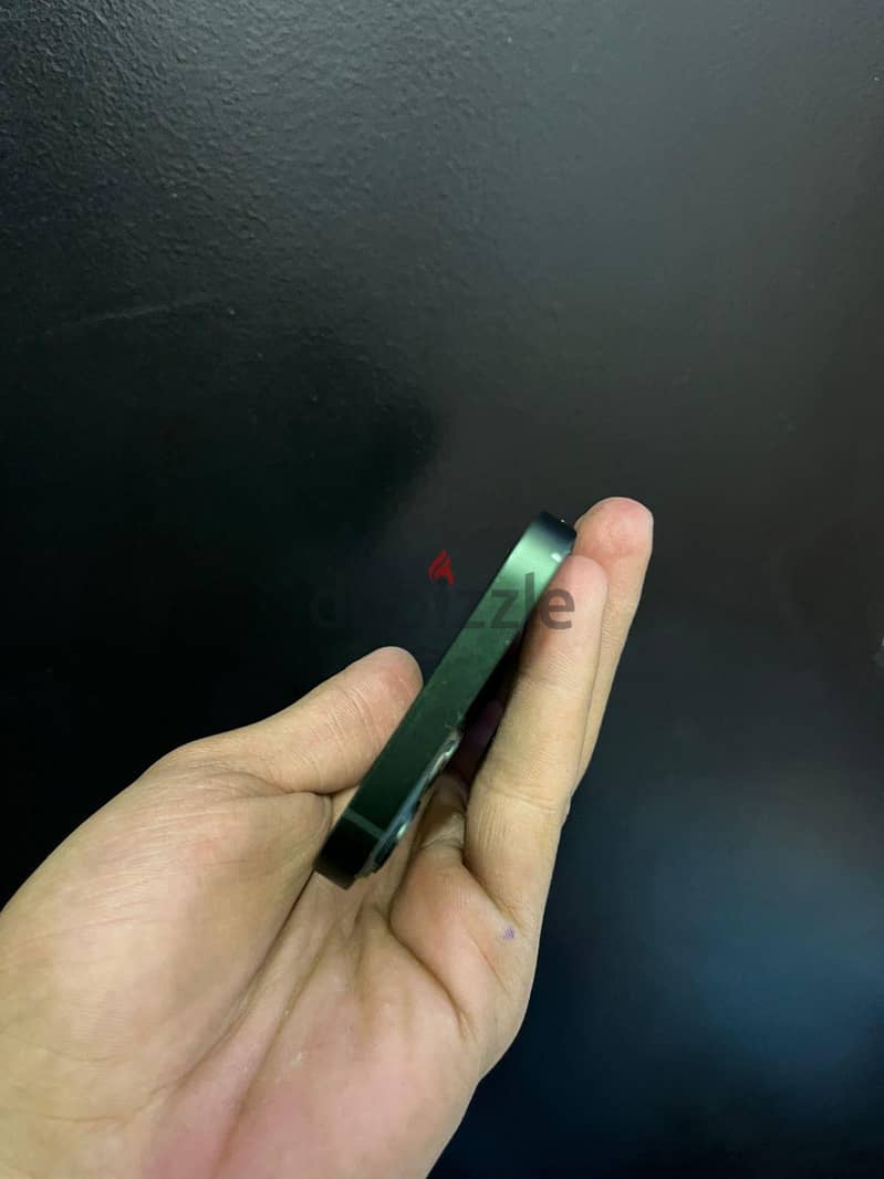 Apple - iPhone 13 12