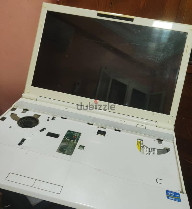 Fujitsu Core i3 1