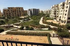 شقة ٢ غرف ١٥٠ مميز في كمبوند اويست مرحلة tulwa