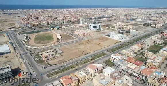 قطعة أرض بنشاط عمراني متكامل  (تجاري – إداري – سكني) في قلب المنطقة المركزية بموقع استثماري مميز يصلح لمشروع متكامل  المساحة: ٧٩٠ م  نسبة بنائية ٦٠٪ فرصة قوية للمستثمرين والراغبين في تنفيذ مشروع متعدد الأنشطة بمنطقة حيوية ذات طلب متزايد ومستقبل استثمار