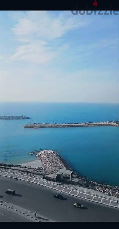 للايجار كامب شيزار بحر مباشر