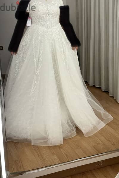 Wedding dress