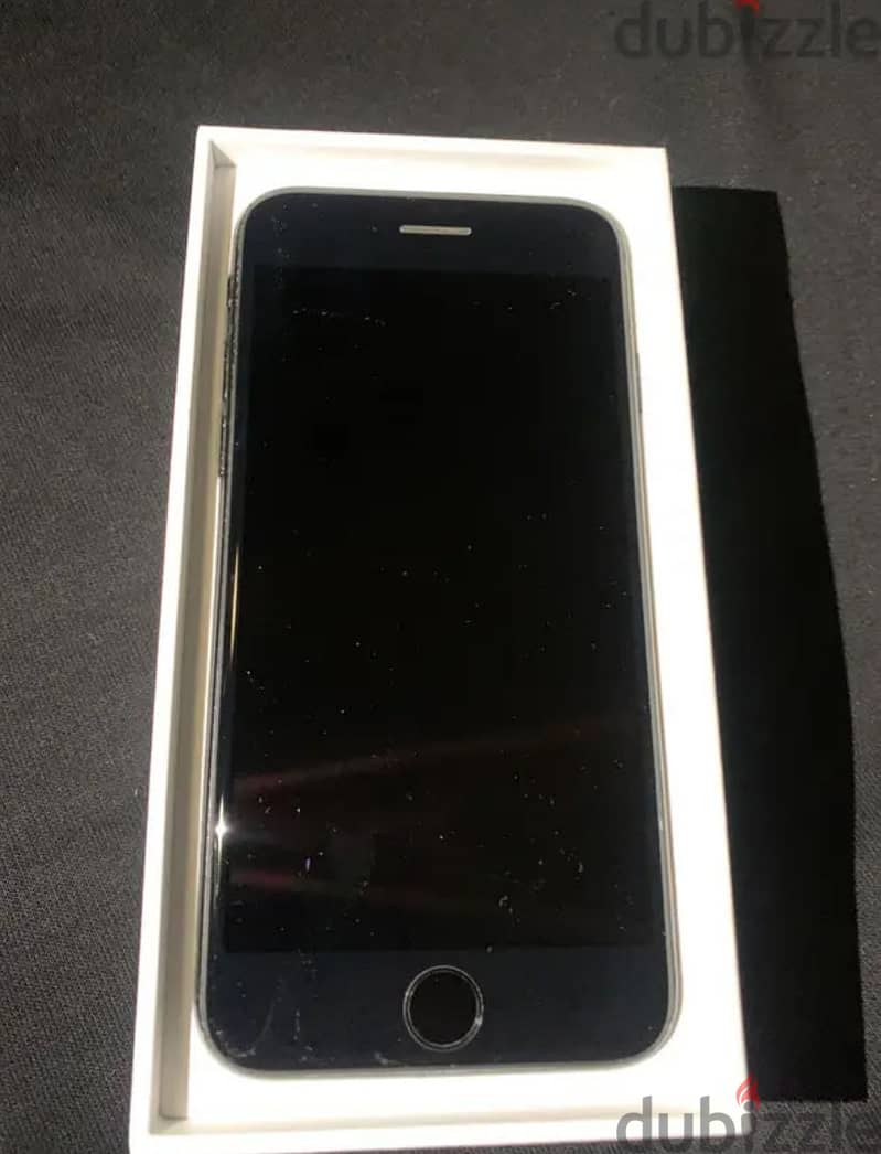 Apple - iPhone SE 2