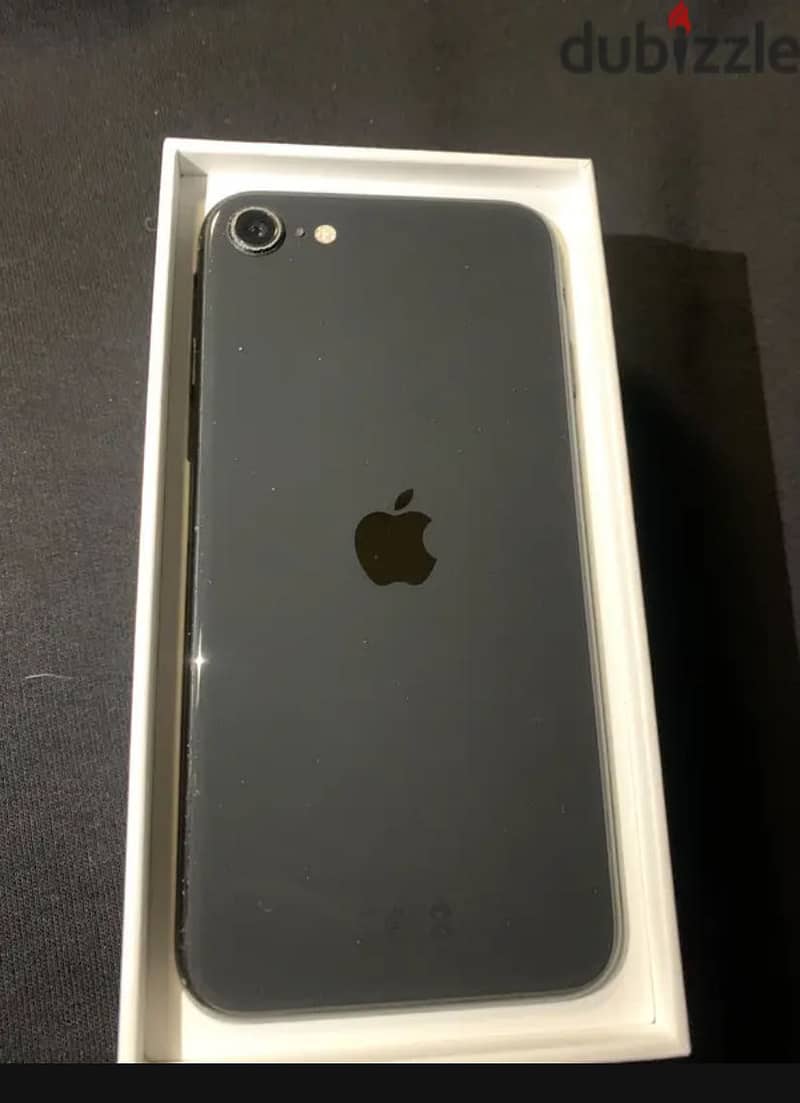Apple - iPhone SE 3