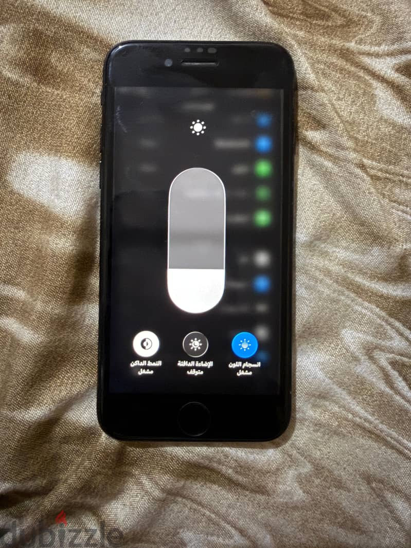 iPhone SE 2020 5