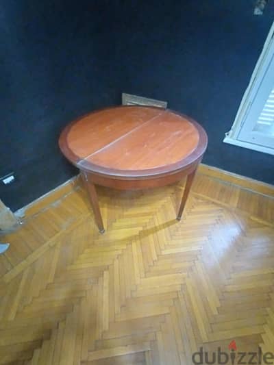 Multifunctional Table