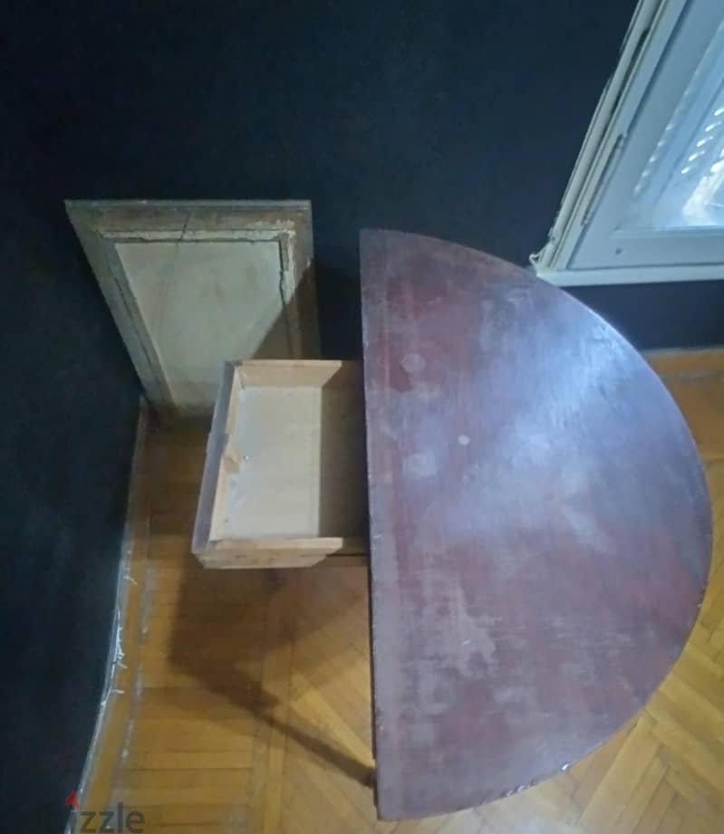 Multifunctional Table 4