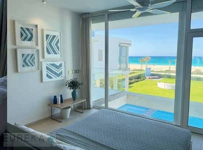 Receive your chalet immediately, as per the Ministers' specifications, with only a 10% down payment. The rent will cover the installment and generate