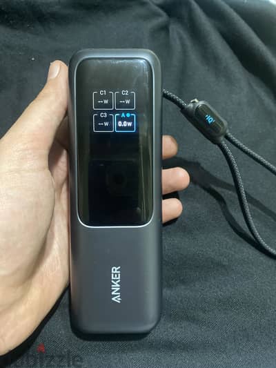 Anker power bank 25000 mah::165 wat like new
