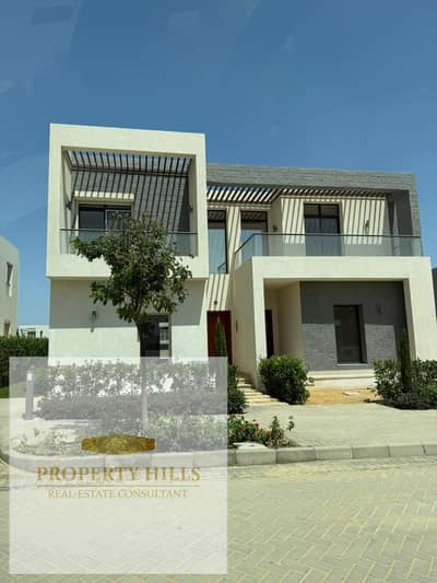 last unite Villa for sale prime location in pallm hills new cairo ready now cash 19000.000