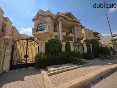 لسرعةالبيع فيلاعلي التسعين الجنوبي الشويفات التجمع