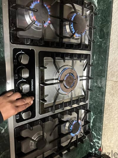 tornado built in stove 5 eyes