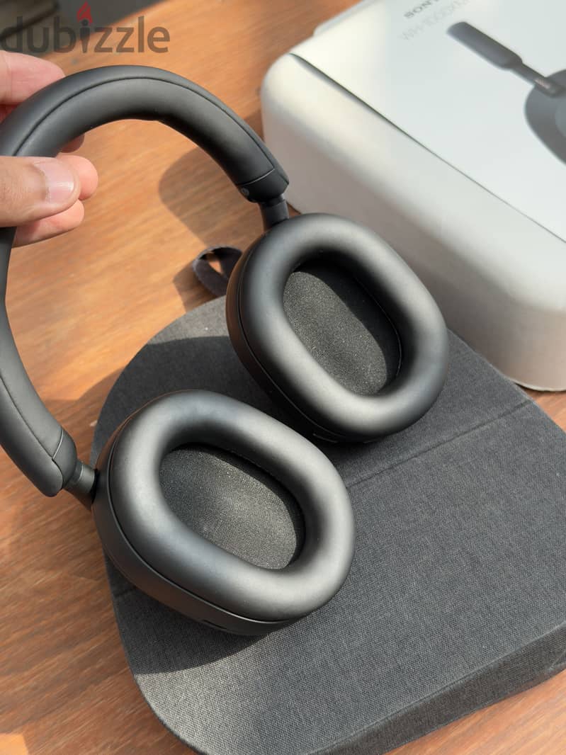 Sony wh-1000xm5 4